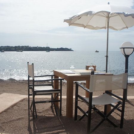 Agay Beach Hotel Saint-Raphael  Exterior photo